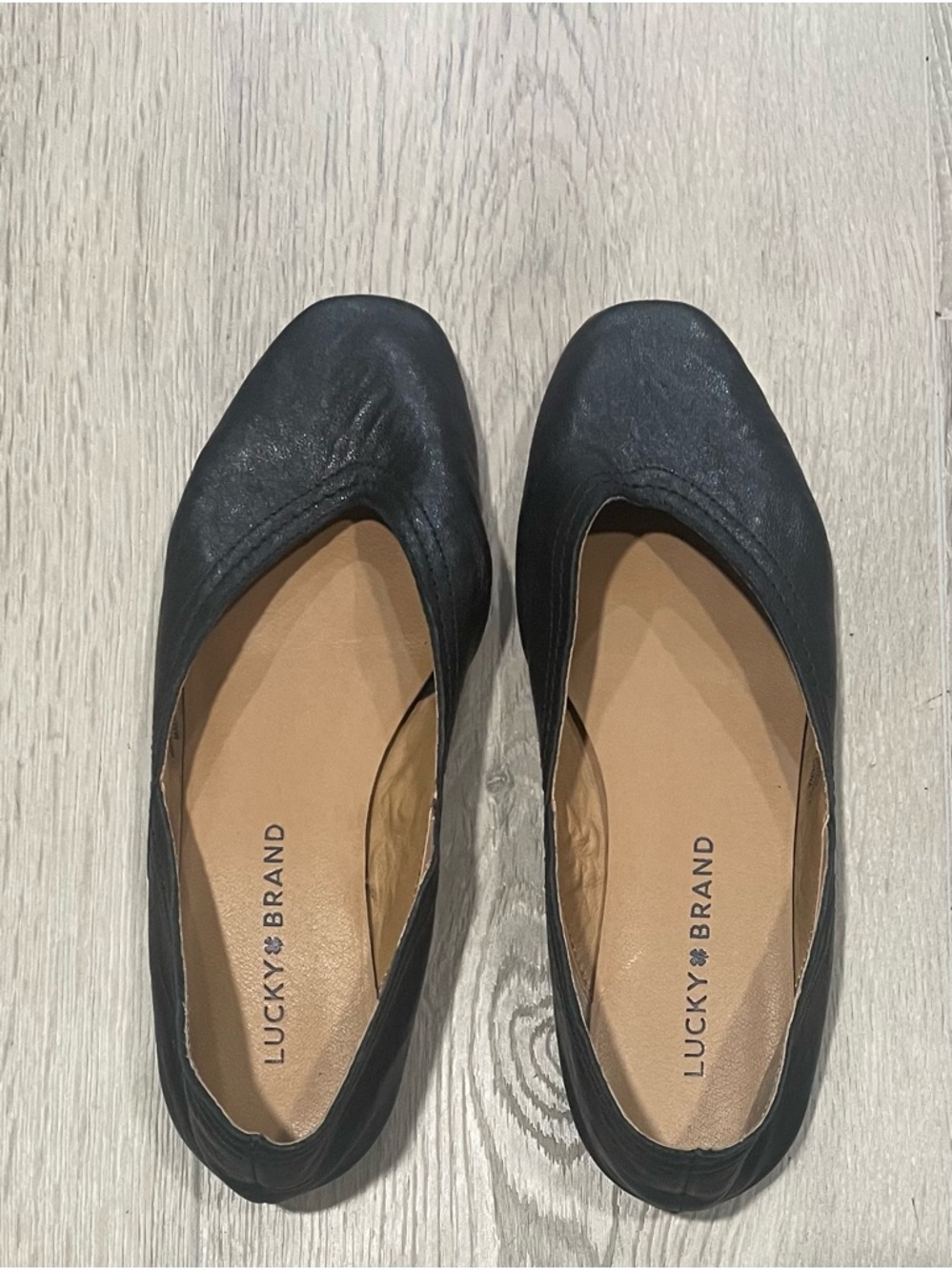 Lucky Brand Women's black leather Flats 6 NWOT